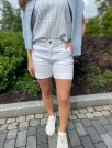 MARGARETH SHORTS HVIT thumbnail
