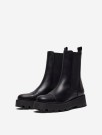 CORA BOOTS thumbnail
