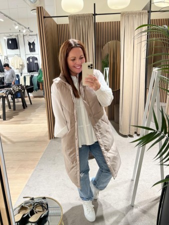 NEW OLGA VEST TAUPE
