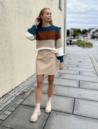 VIO KNIT 