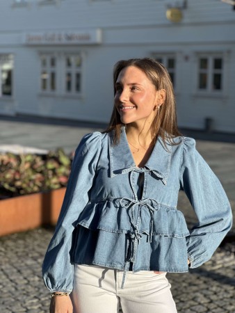 YASCELINDE TOPP