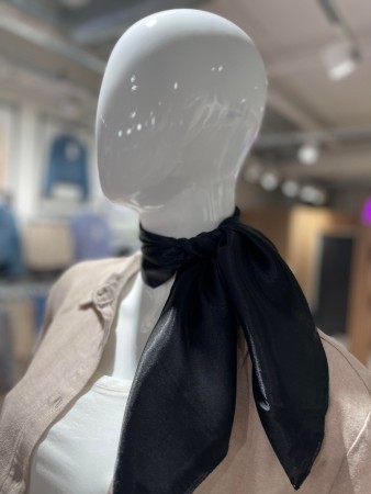 BLACK SATIN SCARF