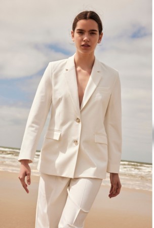 ELIANA BLAZER