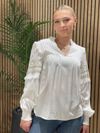 EDEN BLOUSE OFFWHITE
