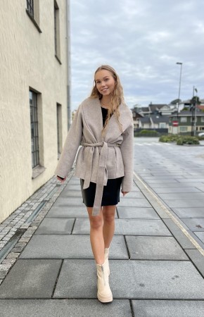 YASALIMA SHORT JACKET 