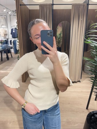 YASMIKKE TOPP BIRCH