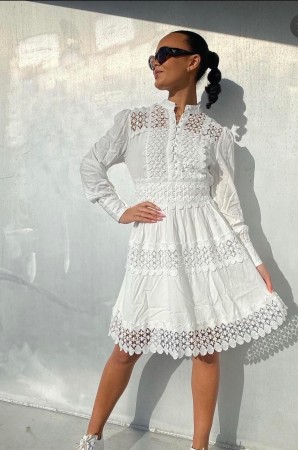 KARINA SHORT WHITE