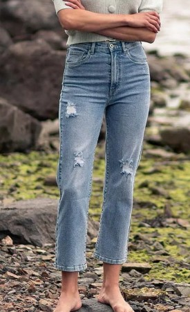 VANESSA TORN JEANS