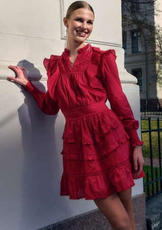 HANNELI DRESS RED
