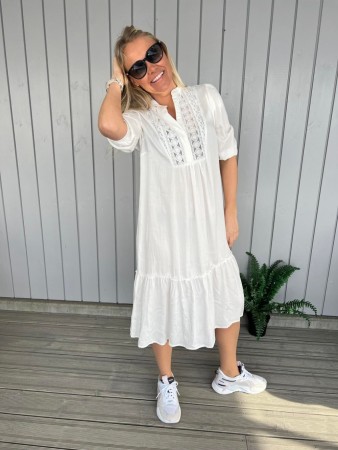 CILLA DRESS OFFWHITE
